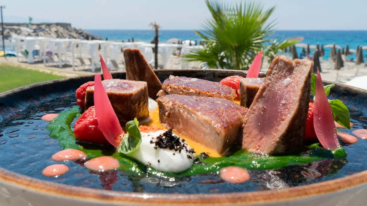 Sunset Beach Club